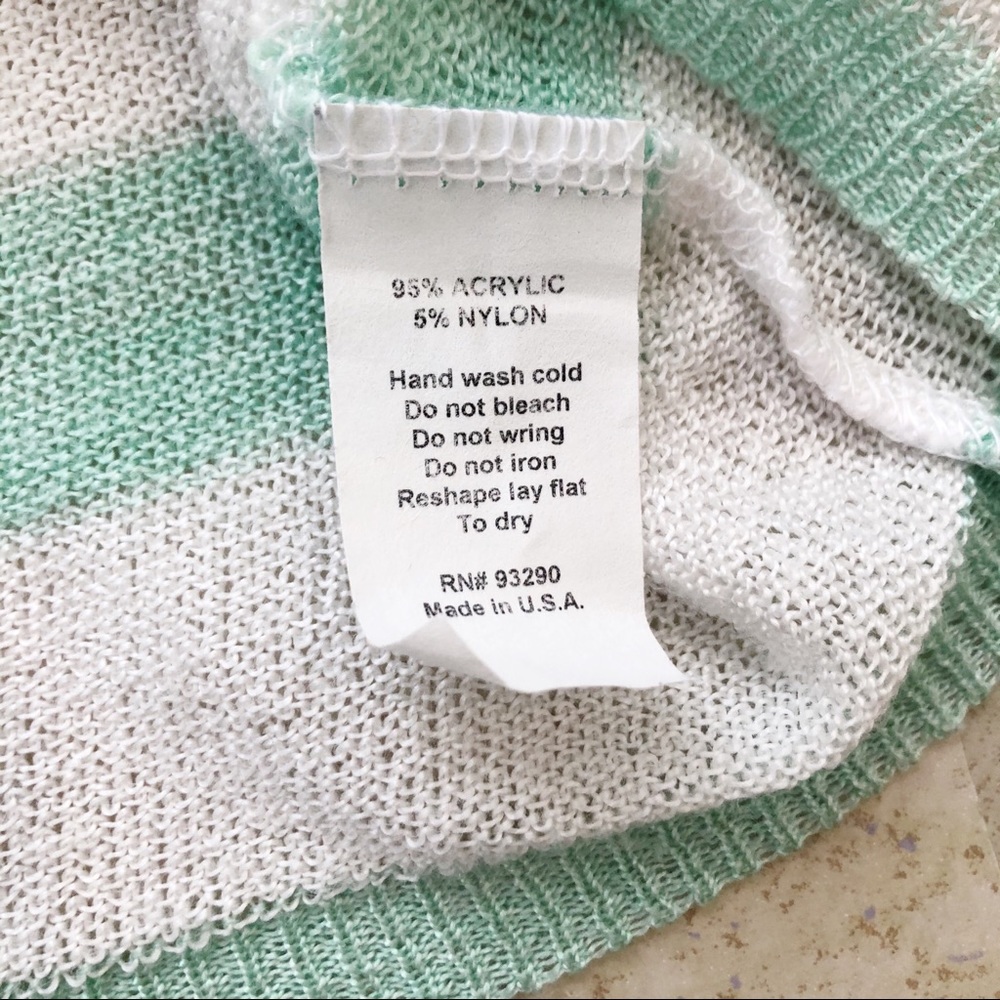 Cotton Emporium Sz M Mint and White Striped Top - Picture 3 of 3